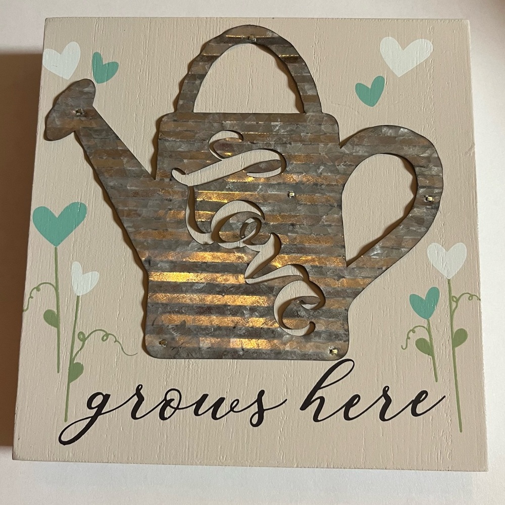 Home Decor- Love Grows Here- Wooden Sign 6in X 6in